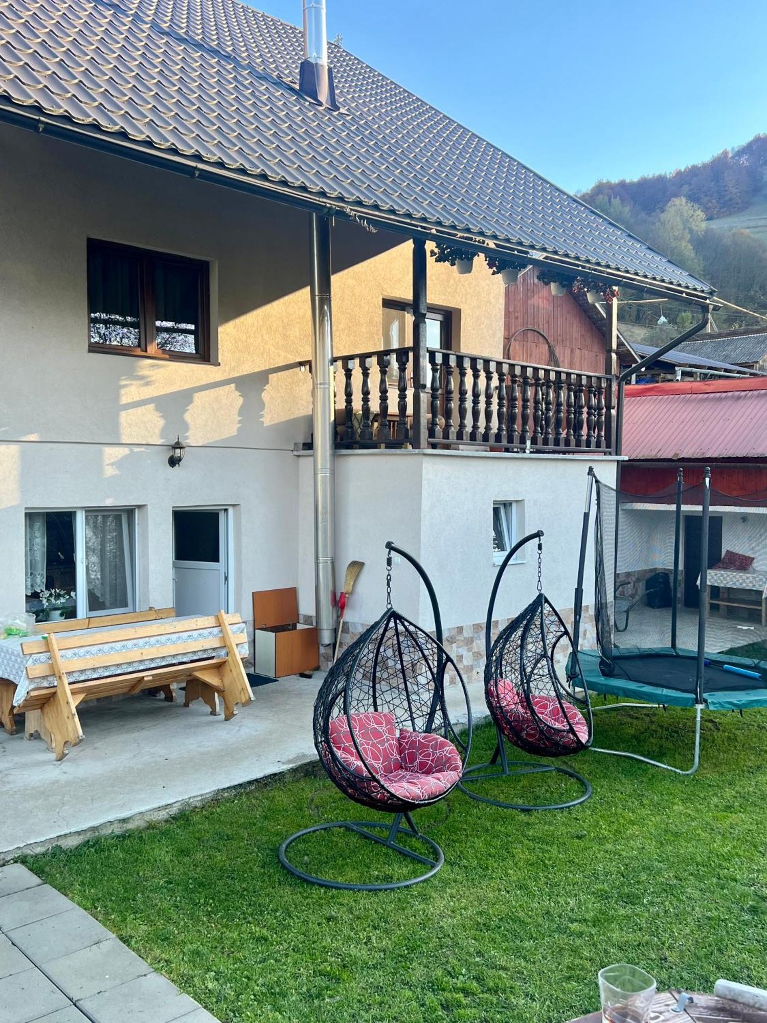 Cabana Baraj Apuseni Mountains Mihoesti Eksteriør billede